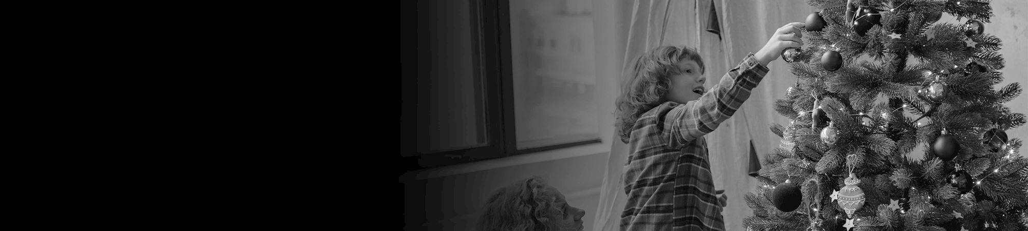 Unity Bank's holiday opening hours 2025